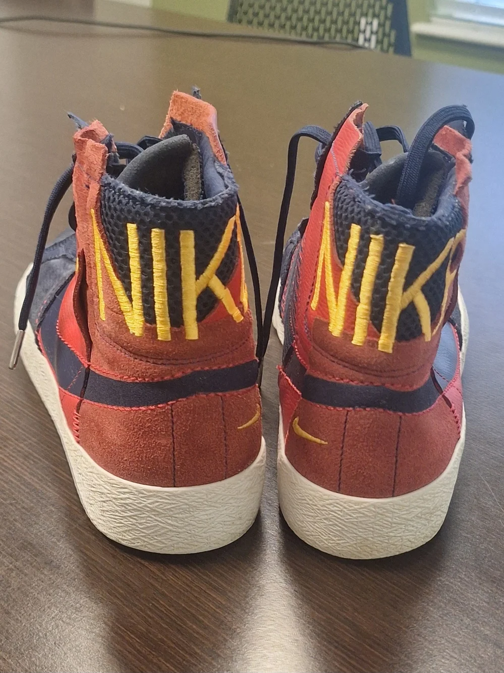 Nike Men’s Navy & Red High-Top Casual Sneakers